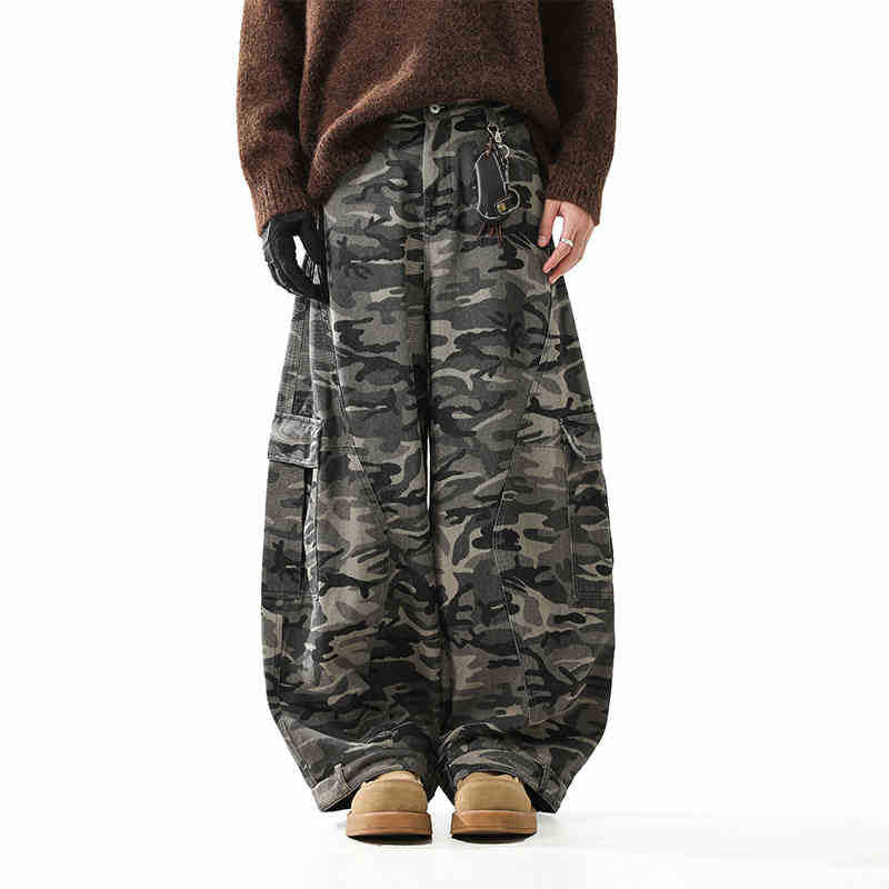 Retro Camouflage Wide-leg Jeans for Men